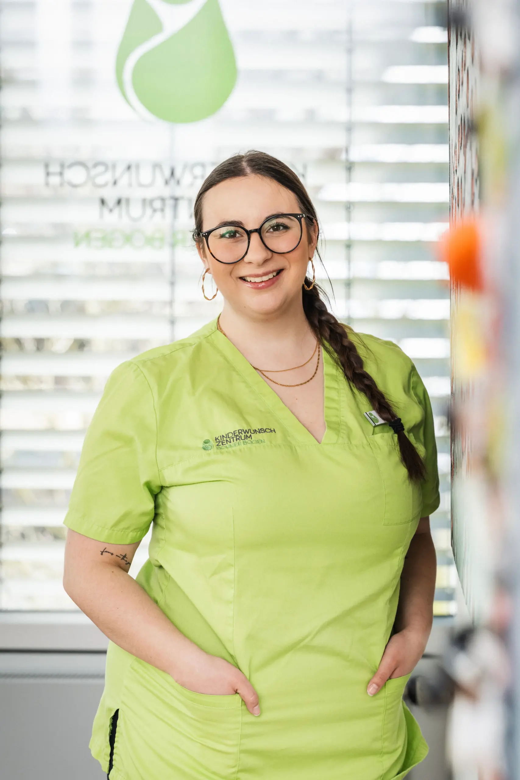 Biologisch-technische Assistentin Julia Mohr im Kinderwunschzentrum Bonner Bogen